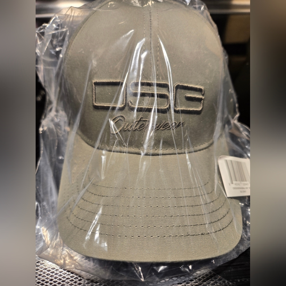 Women's Sage Green DSG Outerwear Logo Baseball Cap NWT - Picture 2 of 5